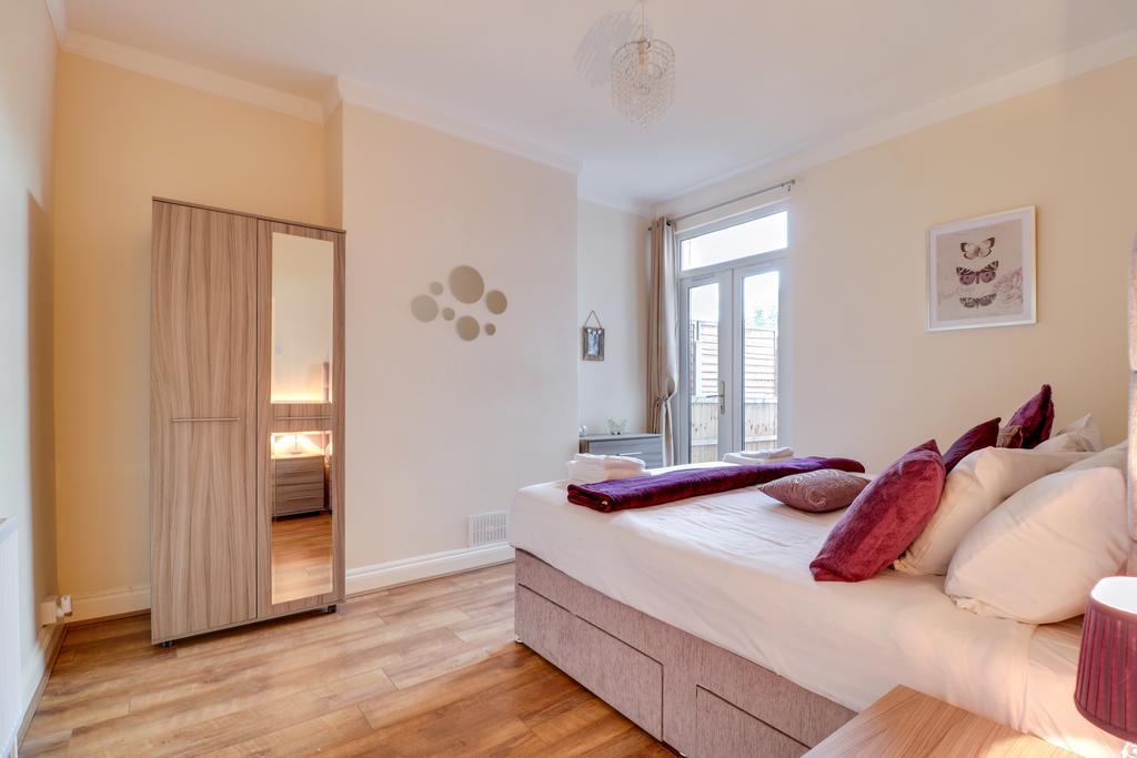 Seventy Eight Southend-on-Sea Exterior foto